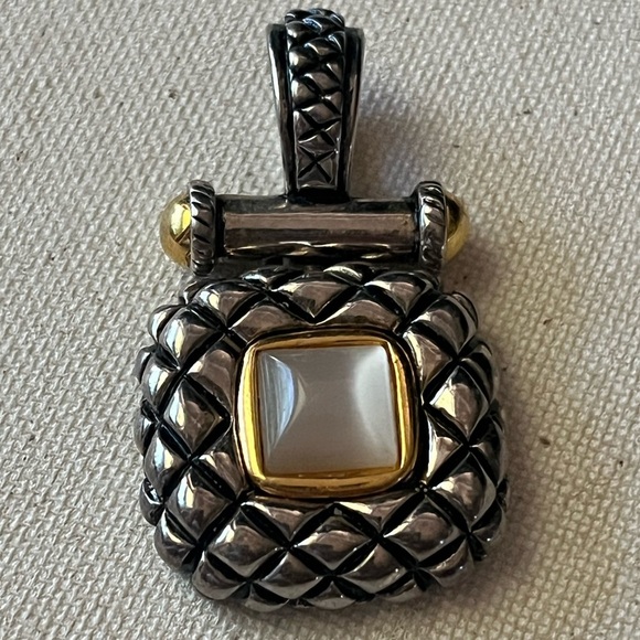 Elegant Silver and Gold Pendant Mother Of Pearl Center Pendant - Picture 4 of 5